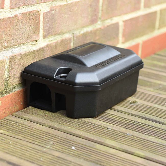 Control Base For Rats D2K Non-toxic Rats & Mice control. Rat & Mice Stations with Snap-Traps ...